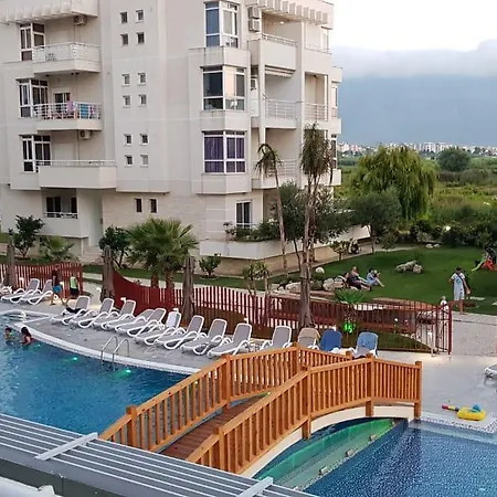 Holiday House * Orikum